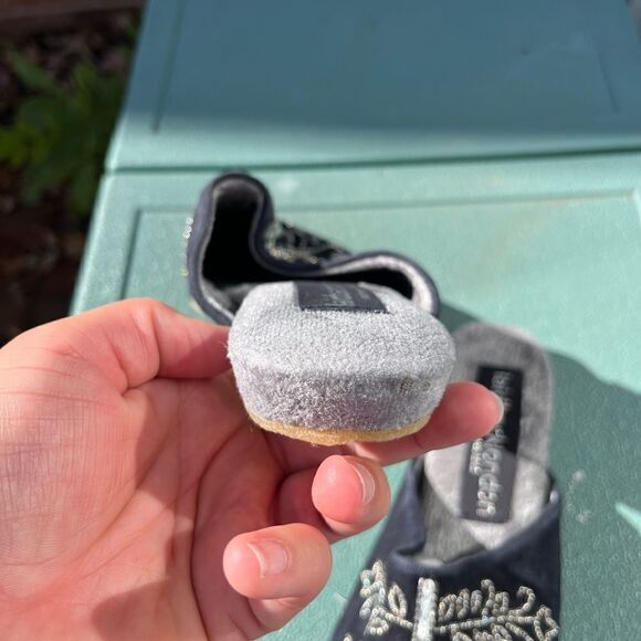 Anthropologie Laidback London Handmade Velvet Beaded Mules NWT - Picture 7 of 8